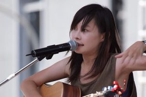 郑宜农《就算我放弃了全世界吉他谱》C调原版