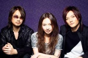 飞儿乐团《你很爱她吉他谱》G调