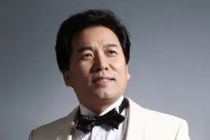 警察的承诺简谱-佟铁鑫-E调歌曲简谱