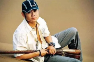 罗刹海市吉他谱-刀郎-《罗刹海市》F调六线谱-完整弹唱教学