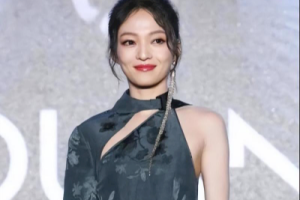 欧若拉吉他谱-张韶涵《欧若拉》F调图片谱-弹唱六线谱