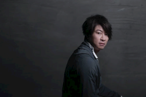 游鸿明《一天一万年吉他谱》G调原版弹唱谱