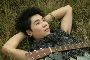 田一龙《用心爱你你不懂吉他谱》G调原版图谱