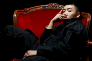 杨和苏KeyNG《从那天起吉他谱》G调原版离西安普