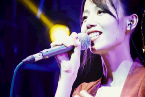 银临《腐草为萤吉他谱》C调原版吉他弹唱谱