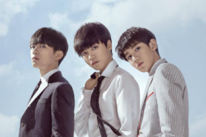 TFBOYS《剩下的盛夏吉他谱》F调原版弹唱谱