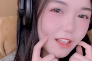 封茗囧菌《写给我第一个喜欢的女孩的歌吉他谱》C调原版弹唱谱