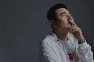 逃吉他谱G调-侯旭《逃》弹唱六线谱-原版编配