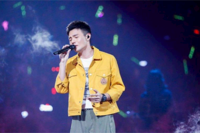 乌梅子酱指弹谱-李荣浩-C调原版独奏六线谱 乌梅子酱指弹谱-李荣浩-C调原版独奏六线谱