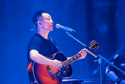 漫步吉他谱-许巍《漫步》G调高清图片谱-原版六线谱 漫步吉他谱-许巍《漫步》G调高清图片谱-原版六线谱