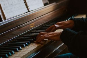 爱转角钢琴谱-罗志祥-高清独奏五线谱