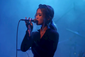 蓝心羽《记忆停留吉他谱》G调原版六线谱