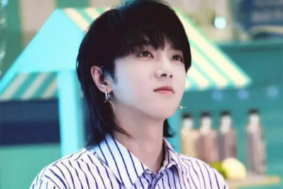 华晨宇《我们都是孤独的吉他谱》C调原版六线谱 华晨宇《我们都是孤独的吉他谱》C调原版六线谱