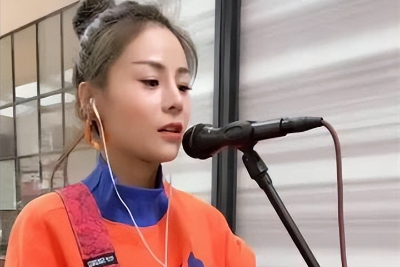 花姐《夜之光吉他谱》G调原版六线谱 花姐《夜之光吉他谱》G调原版六线谱